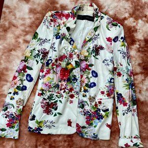 White Floral Zara Blazer Size Medium/M